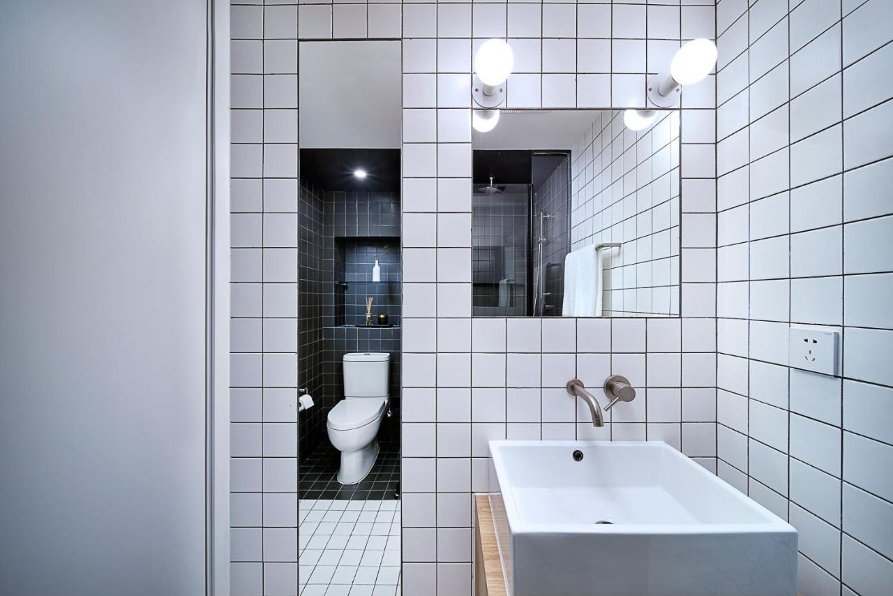 Base-shanghai Suhe Serviced Apartment, Near East Nanjing Road & People's Square Khách sạn hẻo lánh