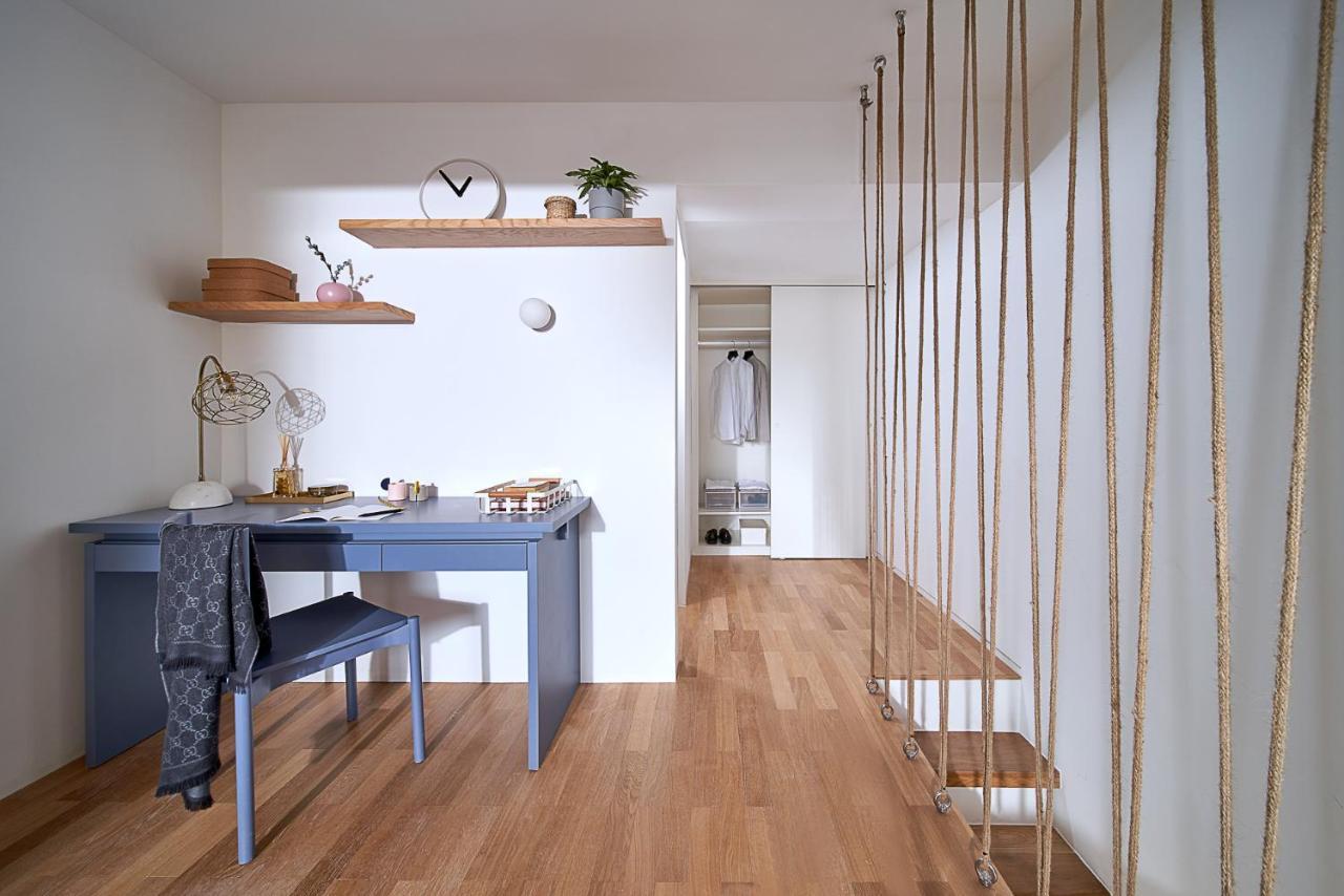 Base-shanghai Suhe Serviced Apartment, Near East Nanjing Road & People's Square 4*