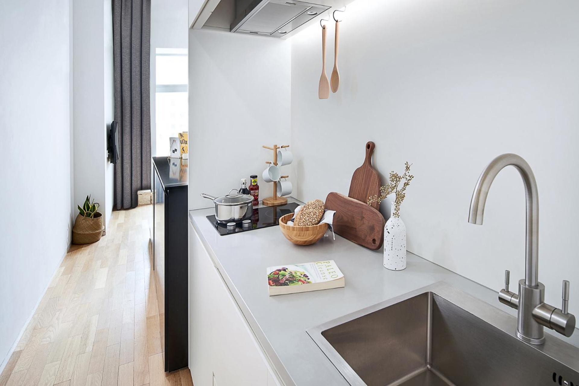 Base-shanghai Suhe Serviced Apartment, Near East Nanjing Road & People's Square 4* Thượng Hải